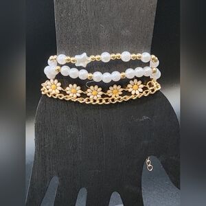 Kinsley Armelle Miss Daisy Bracelet Set - YOUTH NWOT